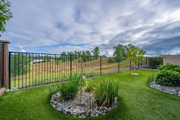 $473,500 | 6126 Lucca Trail, Redding, CA 96003