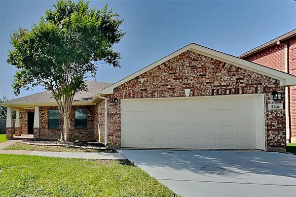 $2,340 | 506 Quartz Street, Arlington, TX 76002