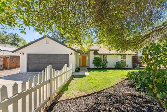 $610,000 | 3899 South Holly Street, Loomis, CA 95650
