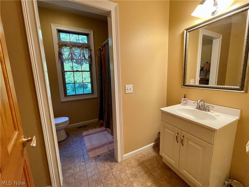 4905 Wolf Road Southwest Port Washington, OH 43837 - Photo 19 of 23 Gallery Image 19
