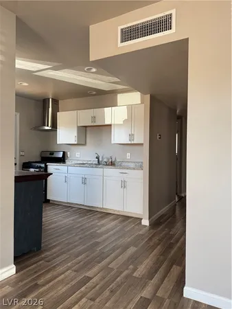 $1,300 | 470 Hunter Drive, Henderson, NV 89011