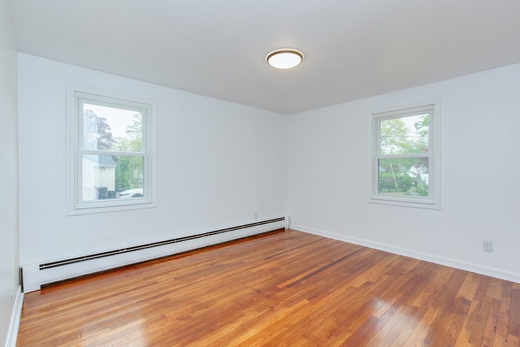 28 McKenney Circle Andover, MA 01810 - Photo 25 of 42 a view of empty room with window