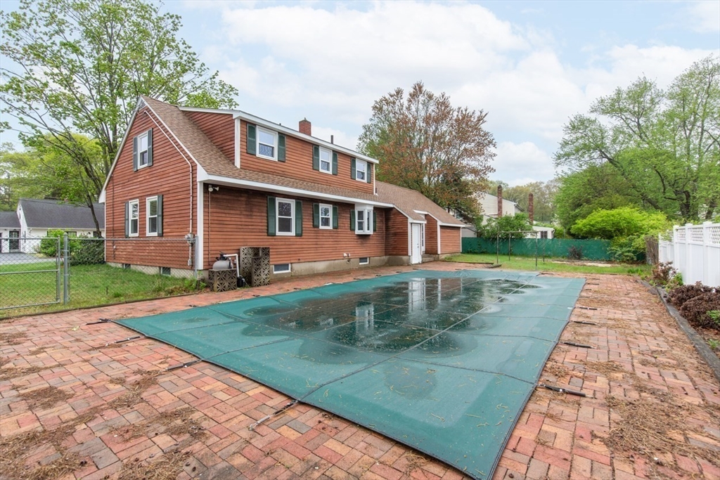 28 McKenney Circle Andover, MA 01810 - Photo 37 of 42 a view of backyard with a garden