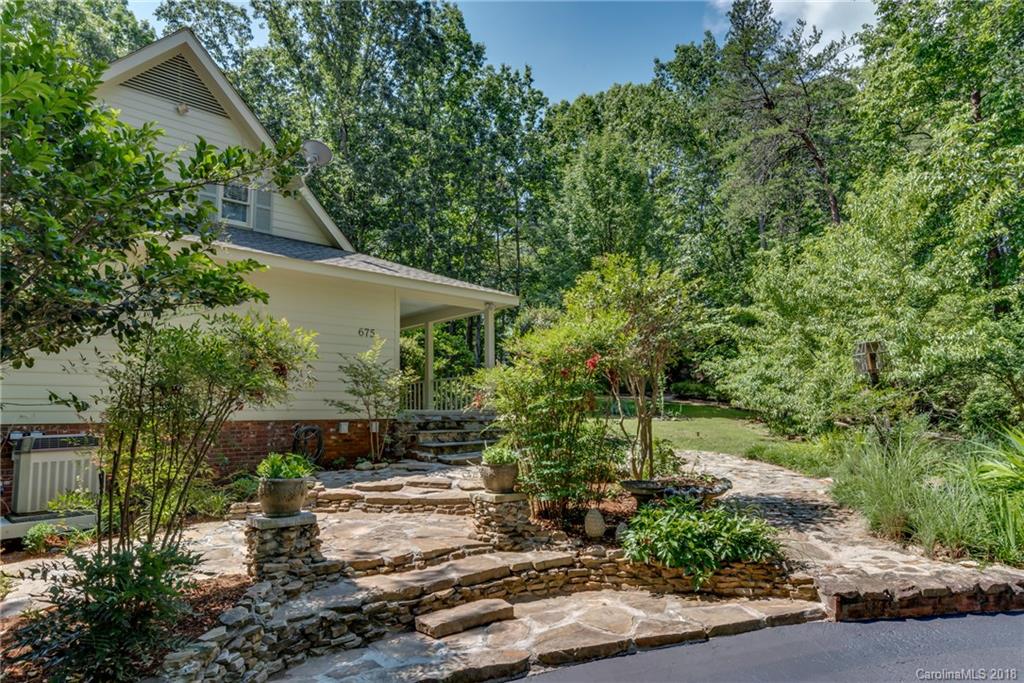 675 Fox Run Lane, Unit 17 Tryon, NC 28782 - Photo 29 of 30 Gallery Image 29