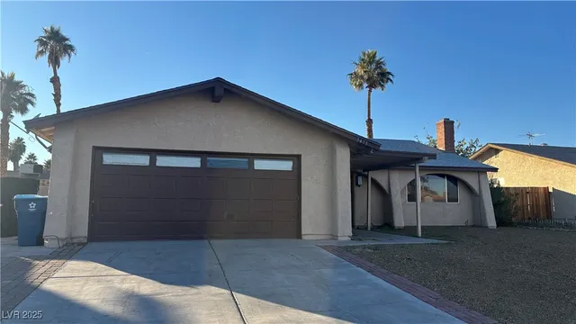 $2,194 | 5471 South Sandhill Road, Las Vegas, NV 89120