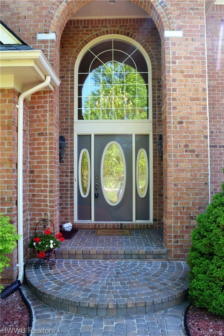 60928 Pennington Way Rochester, MI 48306 - Photo 40 of 40 Welcome Home