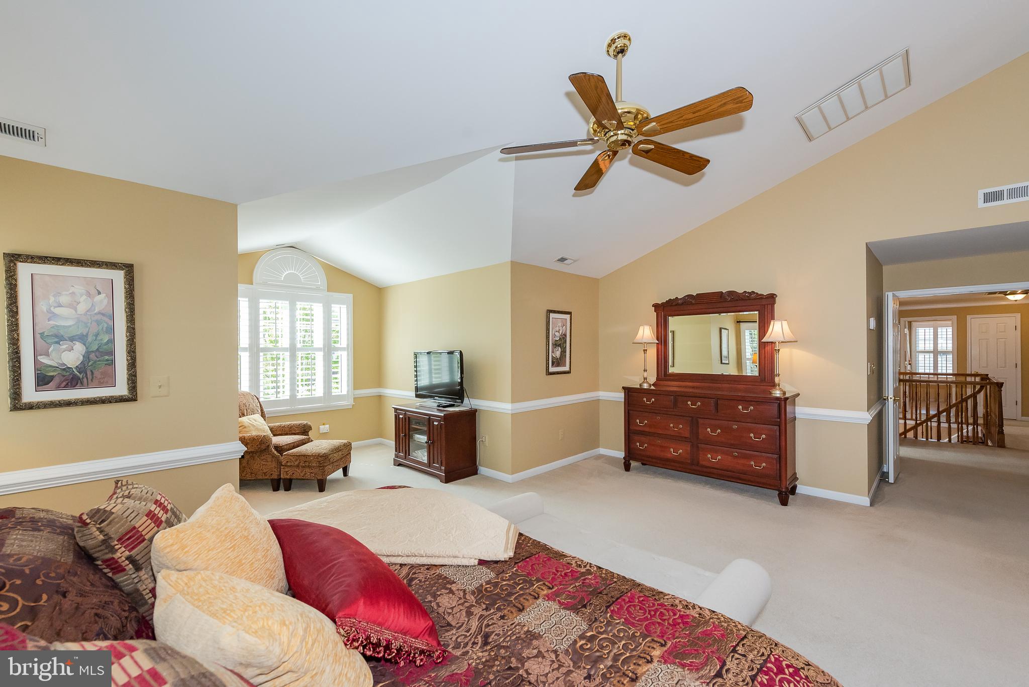 10240 Wetherburn Road Ellicott City, MD 21042 - Photo 28 of 52 Owner's Suite