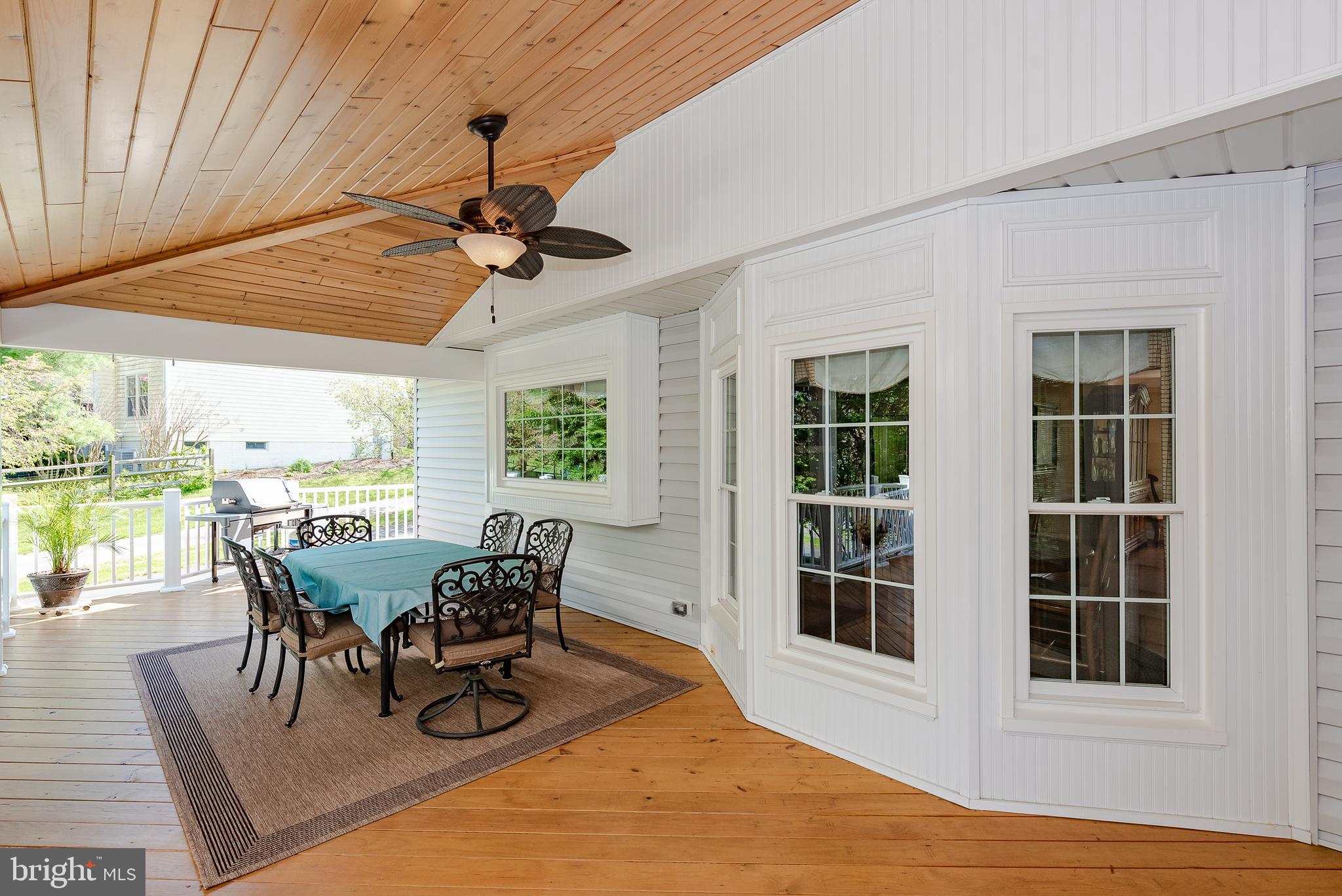10240 Wetherburn Road Ellicott City, MD 21042 - Photo 43 of 52 Porch