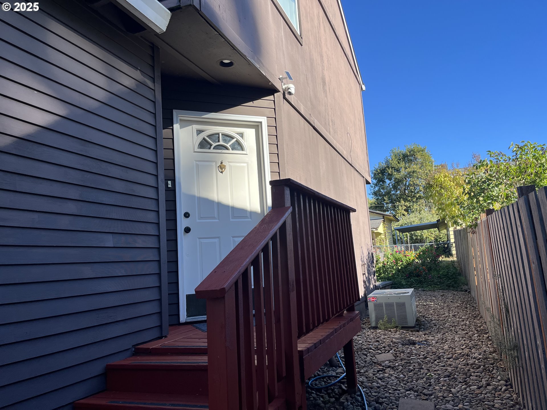 2525 Sunset Avenue West Linn, OR 97068 - Photo 3 of 22 a view of a house with a yard