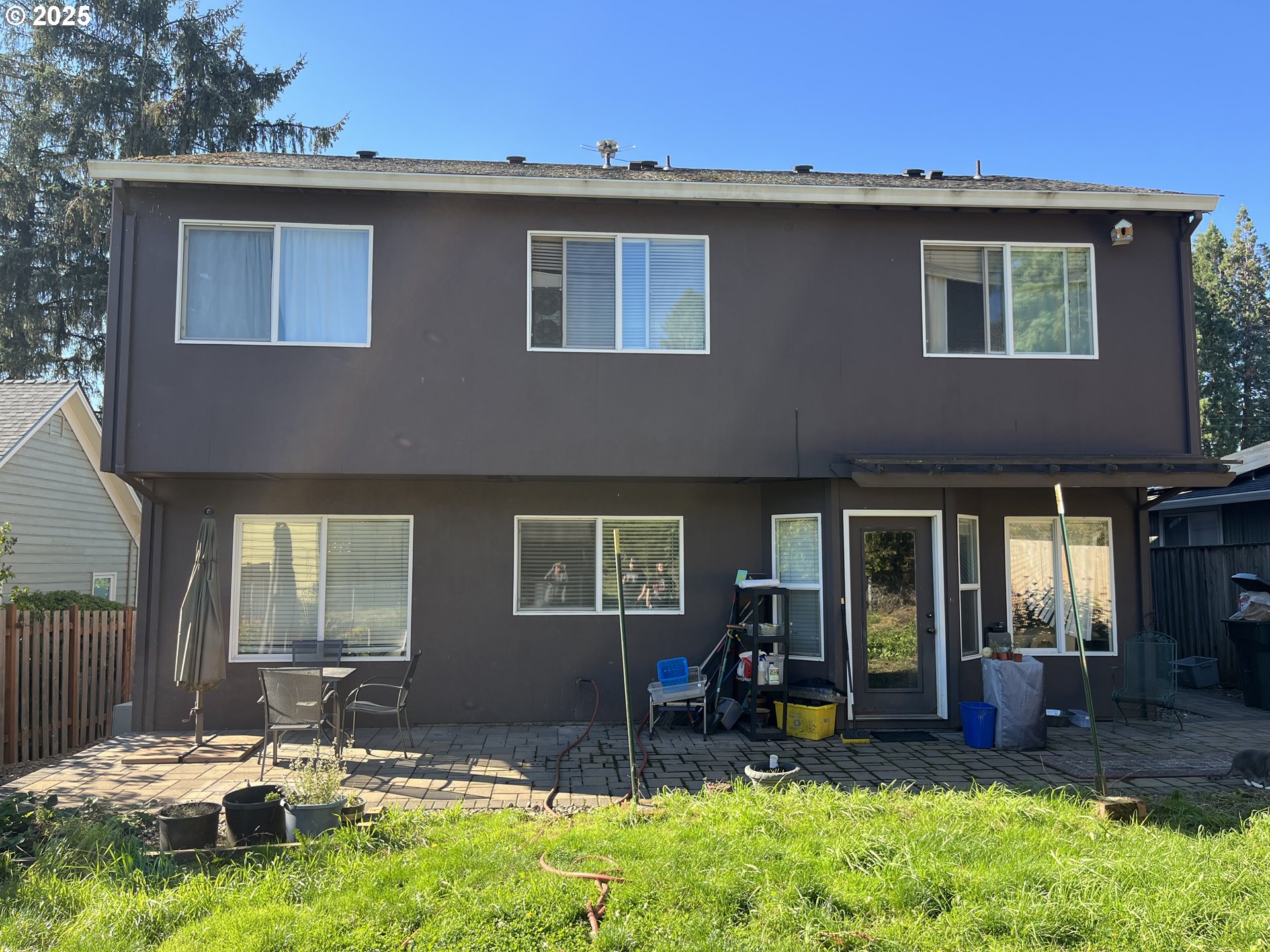 2525 Sunset Avenue West Linn, OR 97068 - Photo 4 of 22 a backyard of a house with yard fire pit and outdoor seating