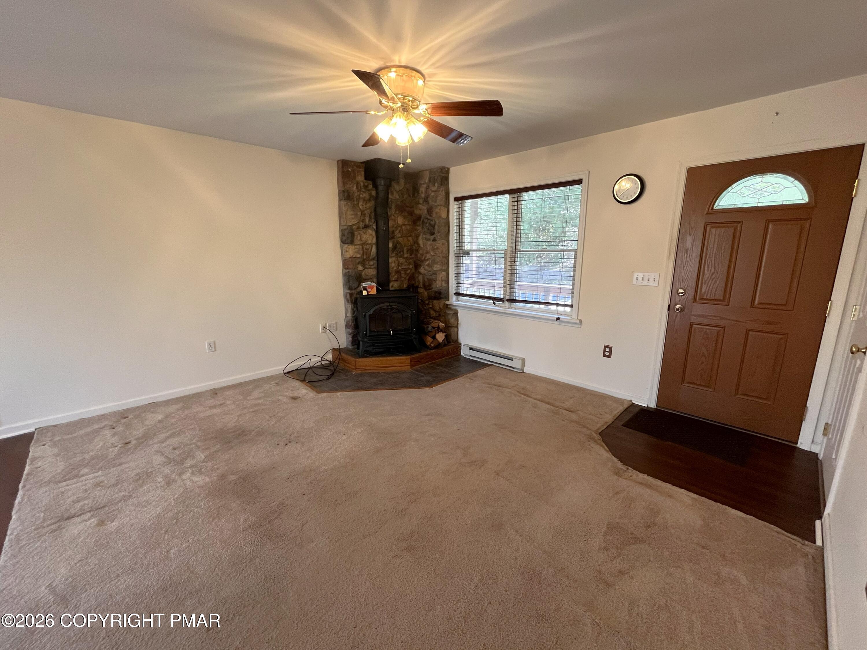 41 Sunset Drive Jim Thorpe, PA 18229 - Photo 11 of 30 Living Area