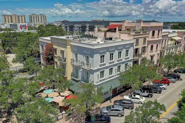 $645,000 | 525 North Orange Avenue, Unit 202, Sarasota, FL 34236