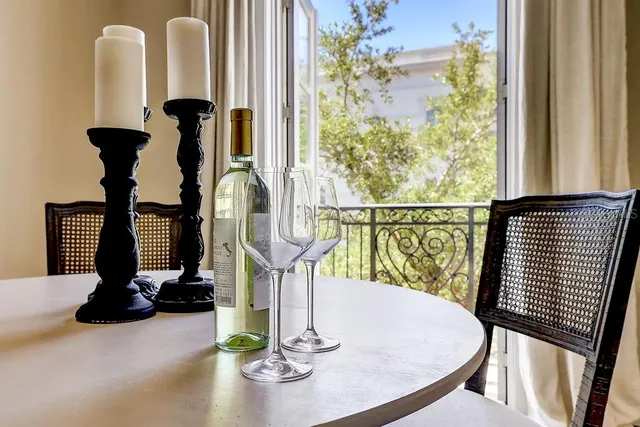 $645,000 | 525 North Orange Avenue, Unit 202, Sarasota, FL 34236