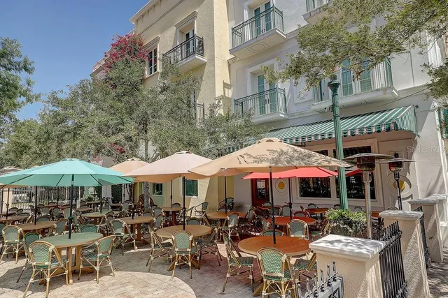 $645,000 | 525 North Orange Avenue, Unit 202, Sarasota, FL 34236