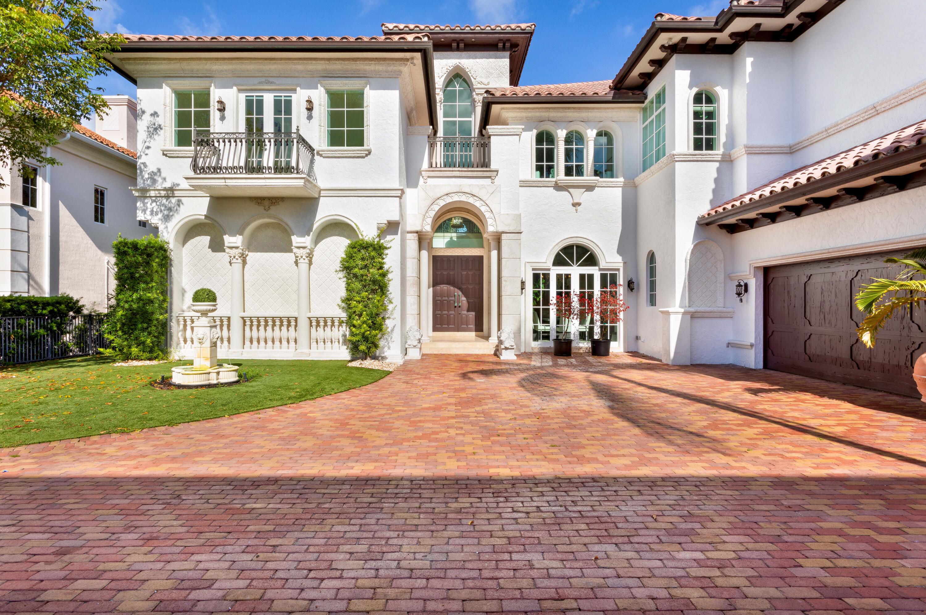 1003 Rhodes Villa Avenue Delray Beach, FL 33483 - Photo 2 of 37 FRONT_STRAIGHT