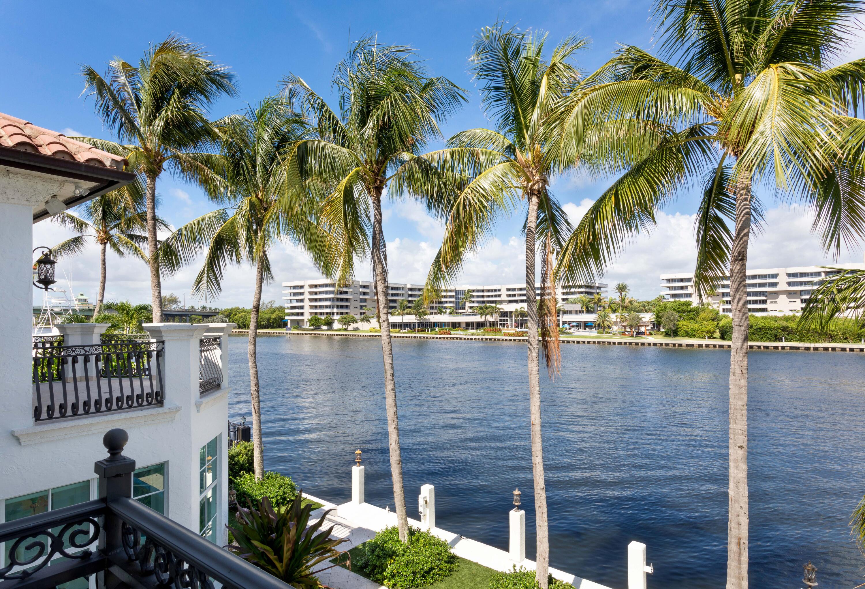 1003 Rhodes Villa Avenue Delray Beach, FL 33483 - Photo 22 of 37 BALCONY_VIEW_1