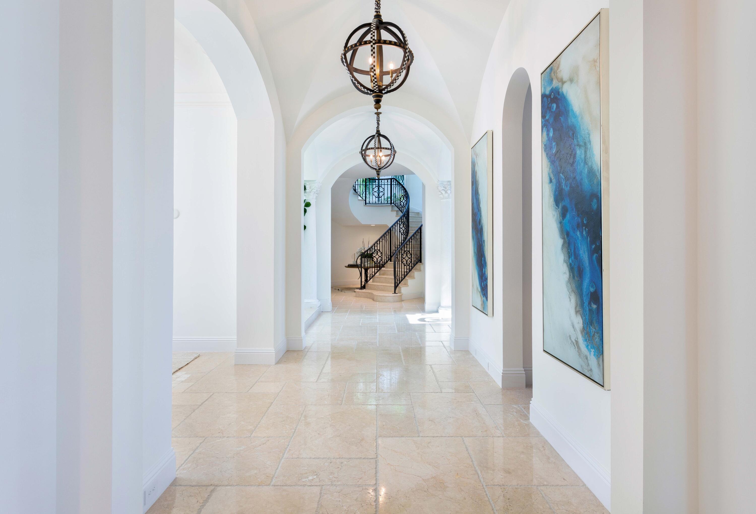 1003 Rhodes Villa Avenue Delray Beach, FL 33483 - Photo 10 of 37 HALLWAY_DETAIL_TWO