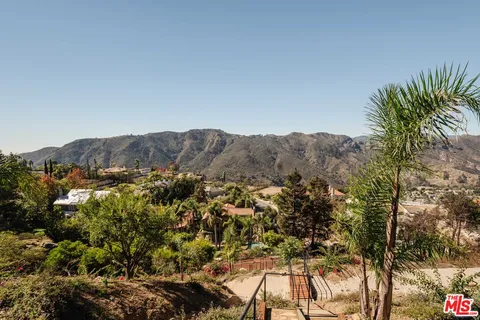 $4,295,000 | 16799 Monte Hermoso Drive, Pacific Palisades, CA 90272