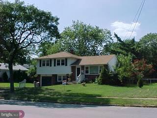 159 Valleybrook Road East Cherry Hill, NJ 08034 - Photo 2 of 3