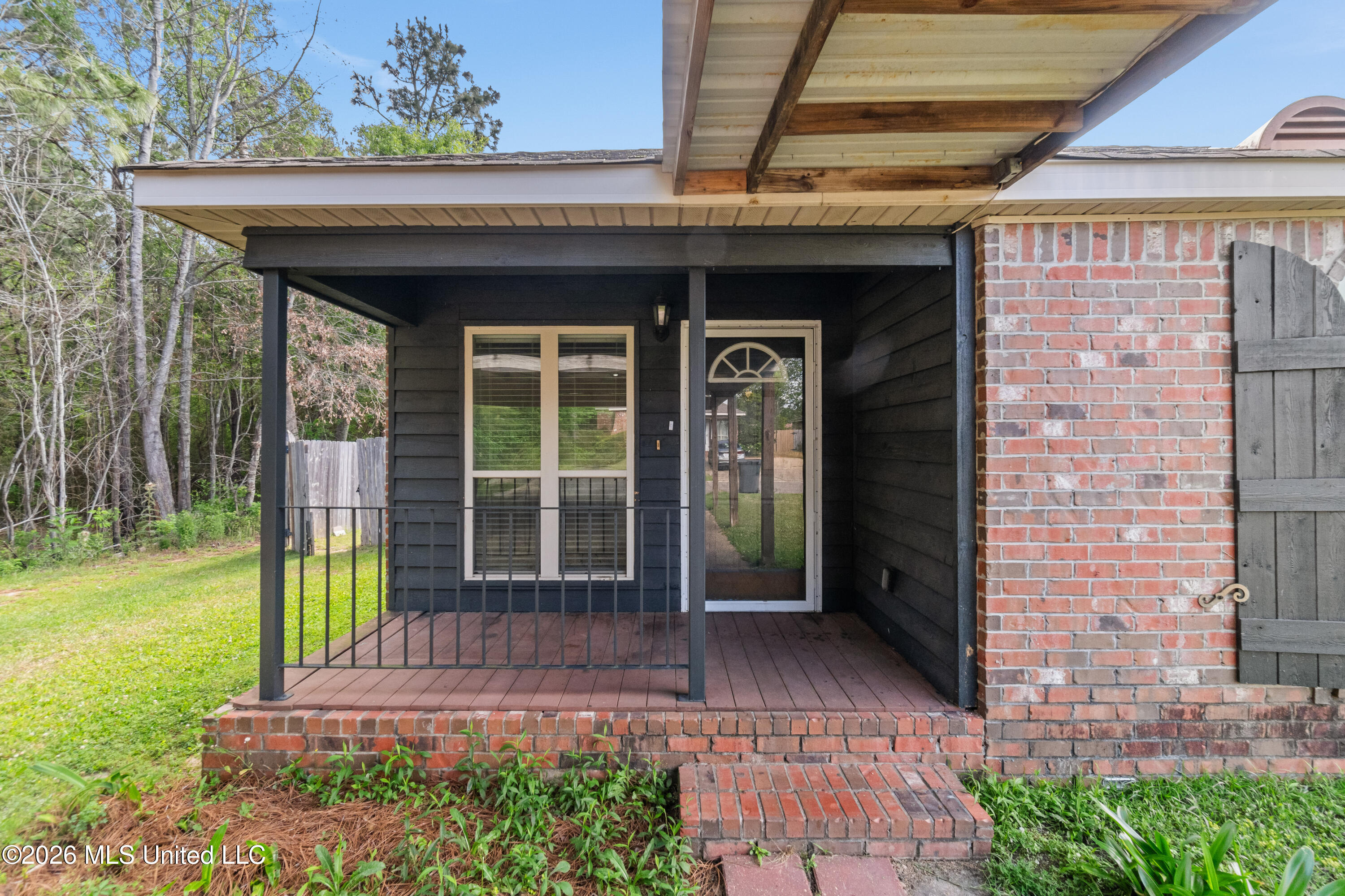8 Findlay Street Hattiesburg, MS 39402 - Photo 4 of 37 8_Findlay_St-5