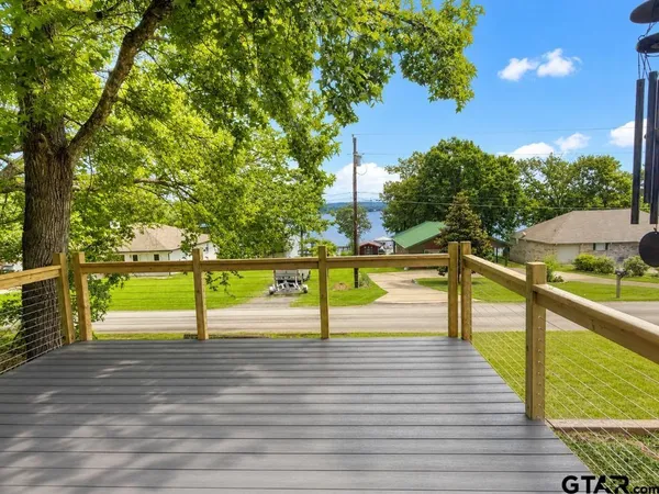 $235,000 | 22733 Creekwood Drive, Flint, TX 75762