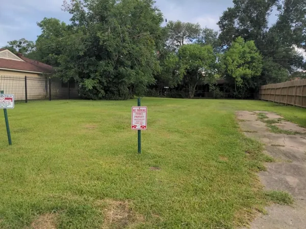 $75,000 | 5774 Belneath Street, Houston, TX 77033
