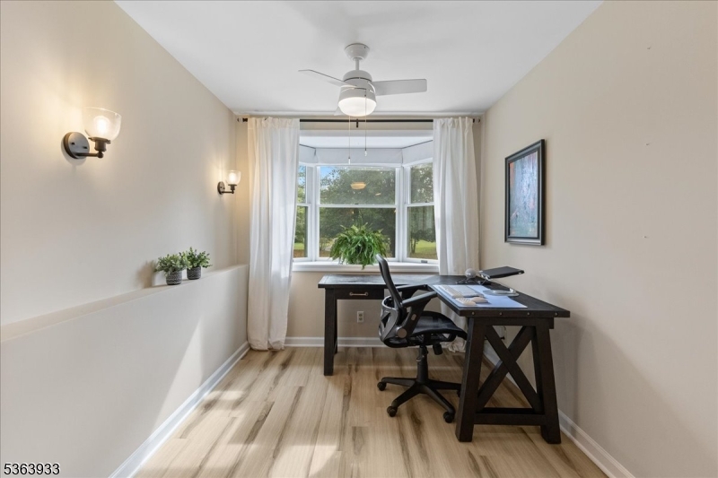 53 East Mountain Road Hillsborough, NJ 08844 - Photo 11 of 36