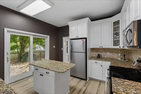 $599,900 | 53 East Mountain Road, Hillsborough, NJ 08844