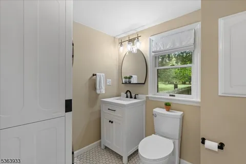 $599,900 | 53 East Mountain Road, Hillsborough, NJ 08844