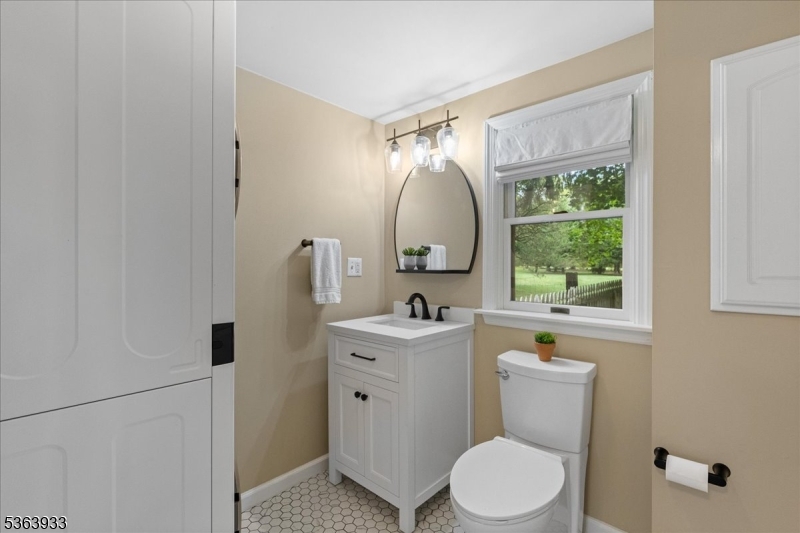 53 East Mountain Road Hillsborough, NJ 08844 - Photo 15 of 36