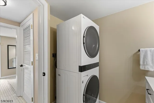 $599,900 | 53 East Mountain Road, Hillsborough, NJ 08844