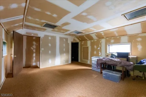 $599,900 | 53 East Mountain Road, Hillsborough, NJ 08844