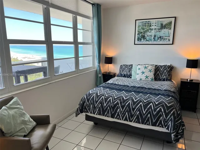 $3,500 | 100 Lincoln Road, Unit 1637, Miami Beach, FL 33139