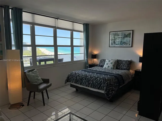 $3,500 | 100 Lincoln Road, Unit 1637, Miami Beach, FL 33139