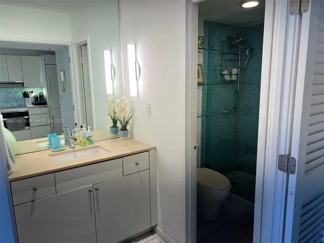 $3,500 | 100 Lincoln Road, Unit 1637, Miami Beach, FL 33139