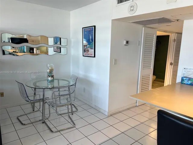 $3,500 | 100 Lincoln Road, Unit 1637, Miami Beach, FL 33139