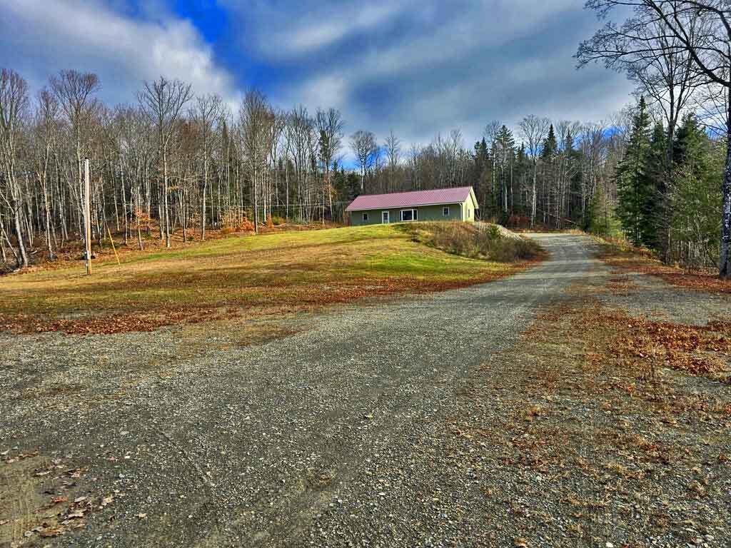 301 Foxcroft Road Houlton, ME 04730 - Photo 3 of 56 ranch-back-off-road