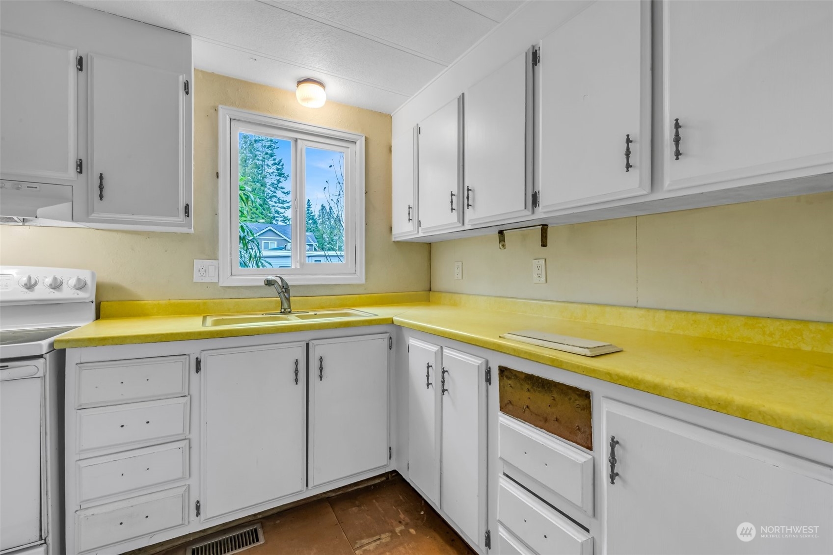5005 Anderson Road Blaine, WA 98230 - Photo 11 of 26 Gallery Image 11