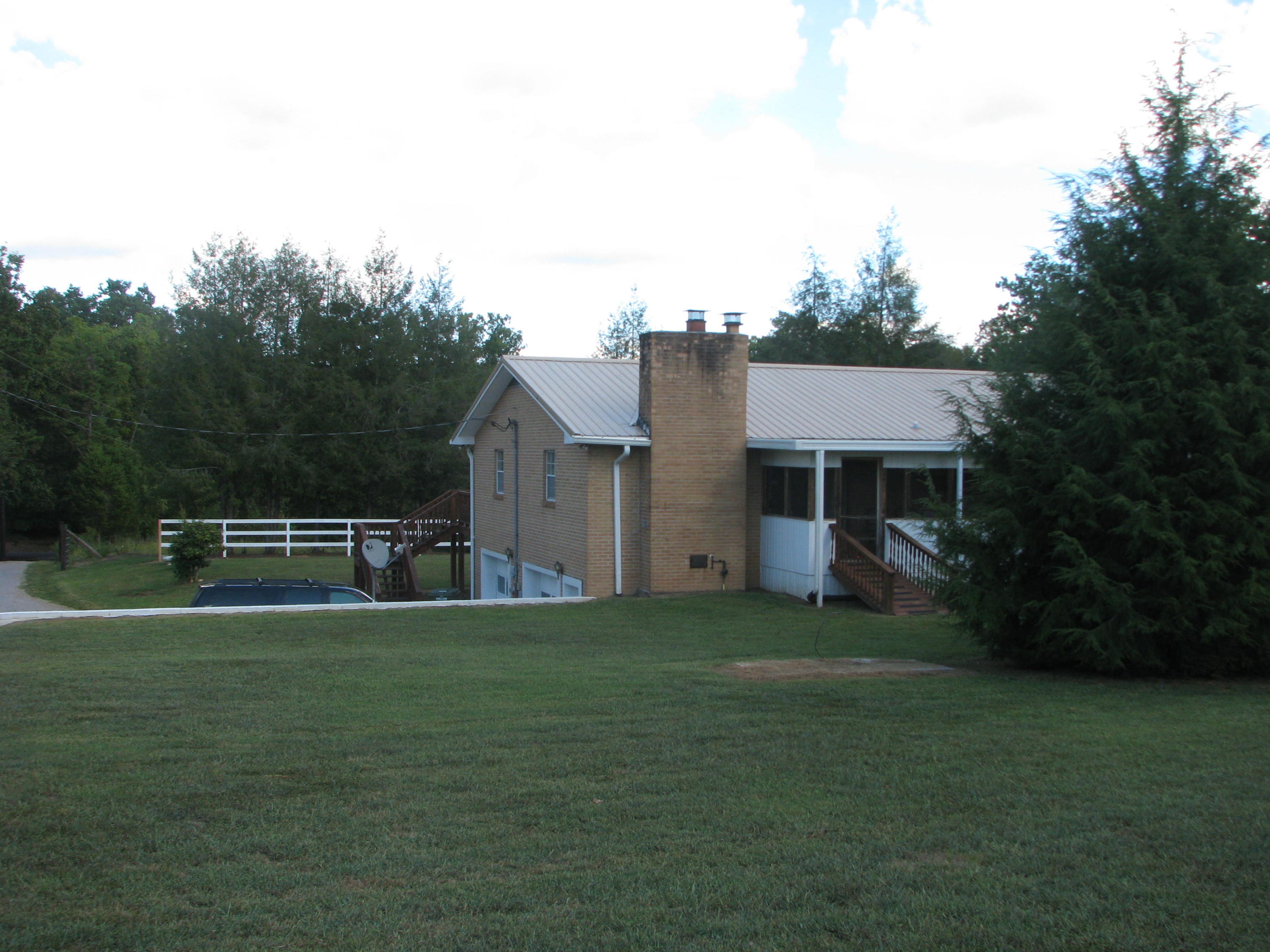 333 Ogle Road Seymour, TN 37865 - Photo 3 of 27 IMG_8865