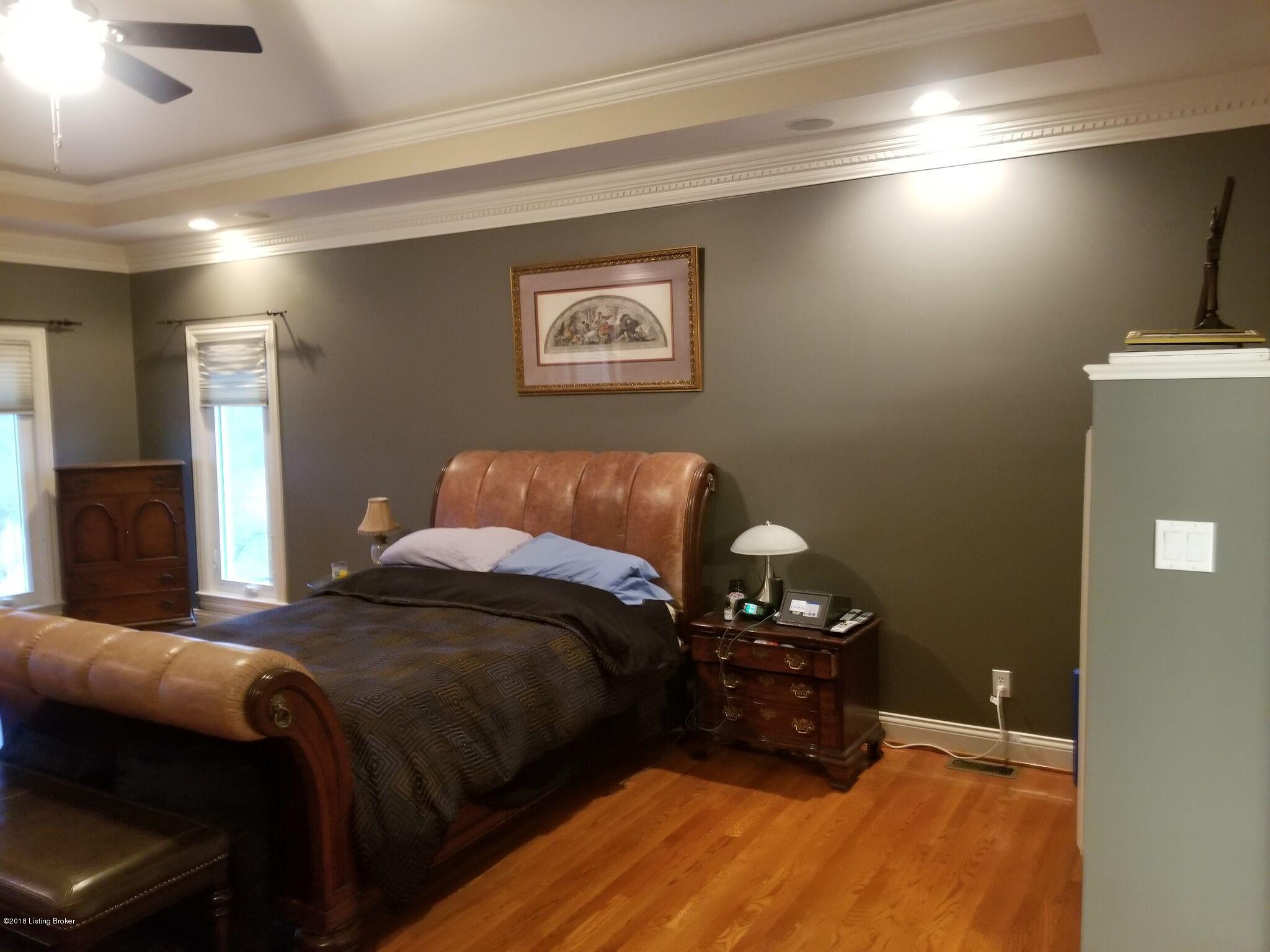 4650 Routt Road Louisville, KY 40299 - Photo 46 of 58 R4FDHy3g