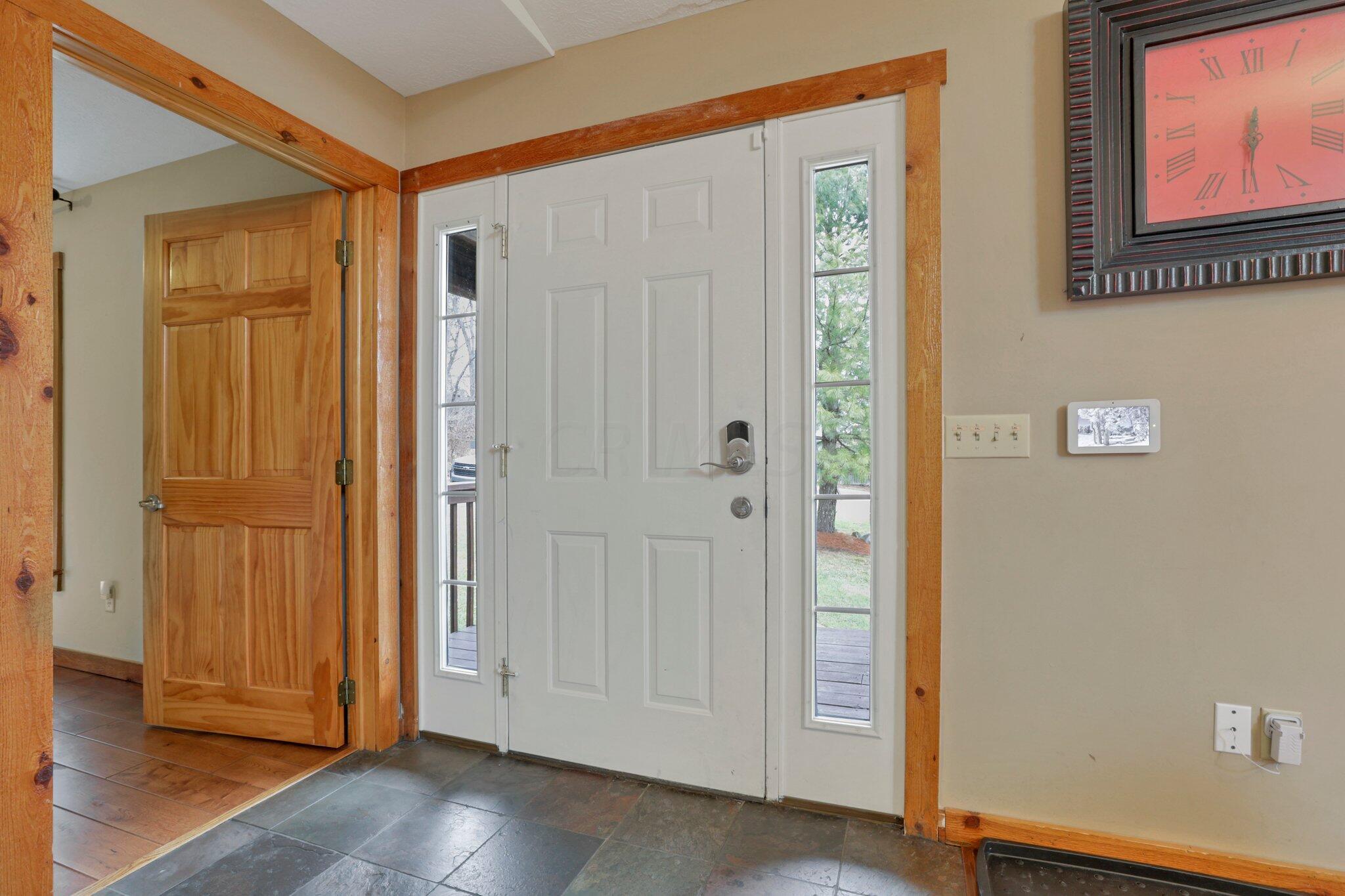 18397 Goat Run Honey Fork Road Logan, OH 43138 - Photo 9 of 65 Entry