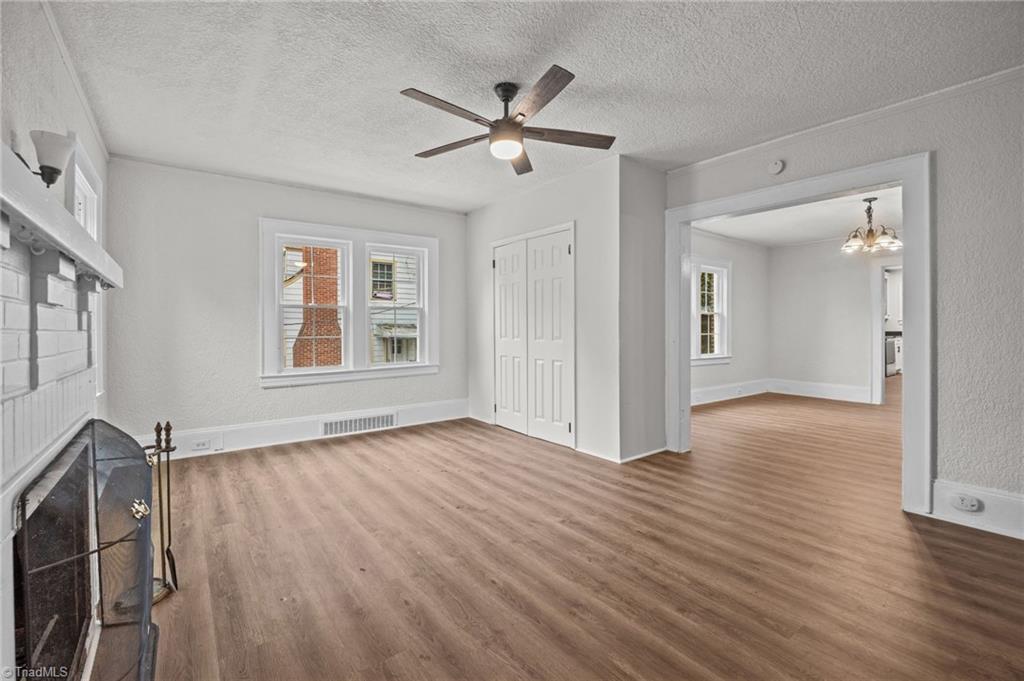 1012 Meredith Street High Point, NC 27260 - Photo 3 of 29 Gallery Image 3