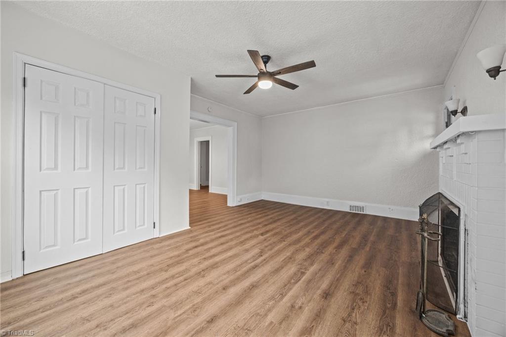 1012 Meredith Street High Point, NC 27260 - Photo 6 of 29 Gallery Image 6