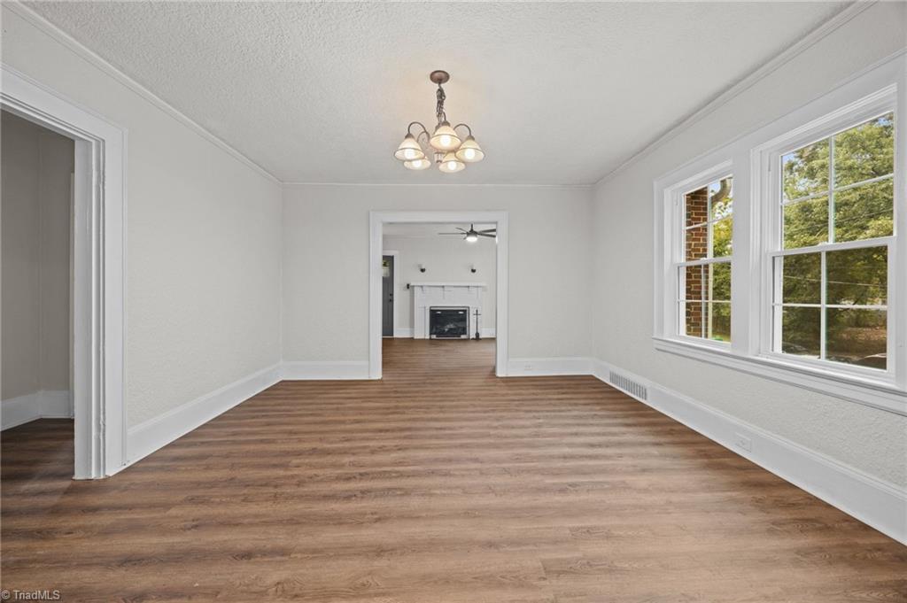 1012 Meredith Street High Point, NC 27260 - Photo 8 of 29 Gallery Image 8