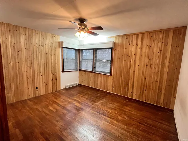 $156,000 | 2445 Highway 25, Logansport, IN 46947