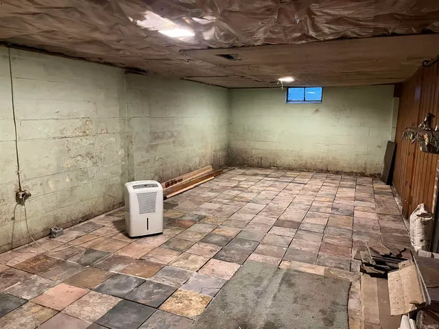 $156,000 | 2445 Highway 25, Logansport, IN 46947