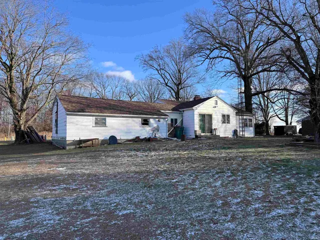 $156,000 | 2445 Highway 25, Logansport, IN 46947