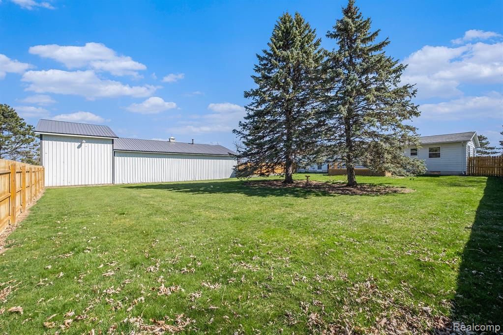 2248 West Wilkinson Road Owosso, MI 48867 - Photo 14 of 17 Gallery Image 14