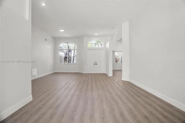 $7,000 | 2611 Oakbrook Lane, Unit 2611, Weston, FL 33332