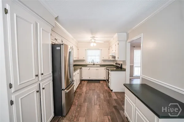 $2,000 | 803 Kings Road, Hinesville, GA 31313